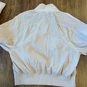 Mauve Lululemon crop jacket 🍋